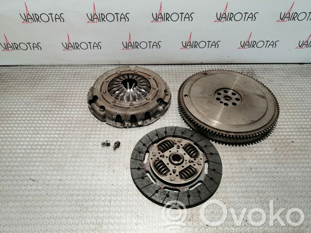 Kytkinsarja   8200828447,8200740177