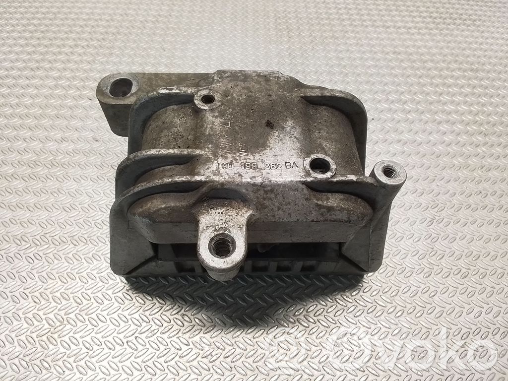 Engine mount bracket   6C116F012AB