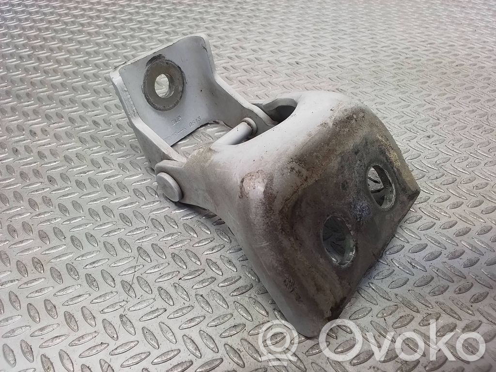 Mercedes-Benz Citan W415 Front door upper hinge 