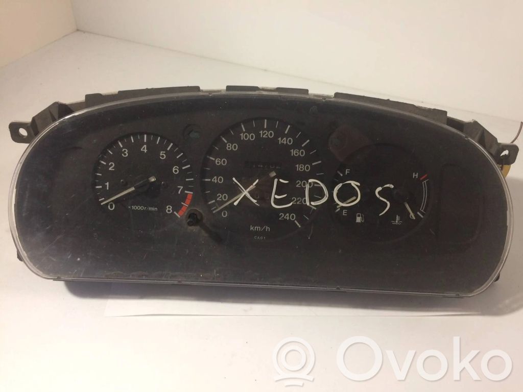 Mazda Xedos 6 Speedometer (instrument cluster) 