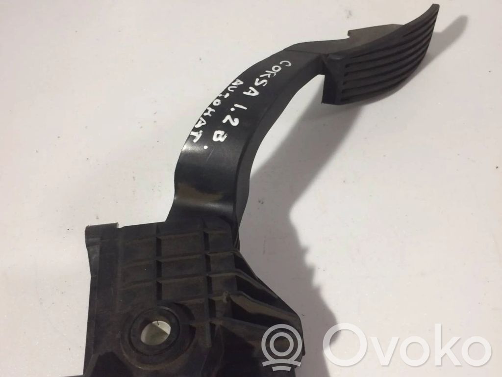 Opel Corsa D Kaasupoljin 