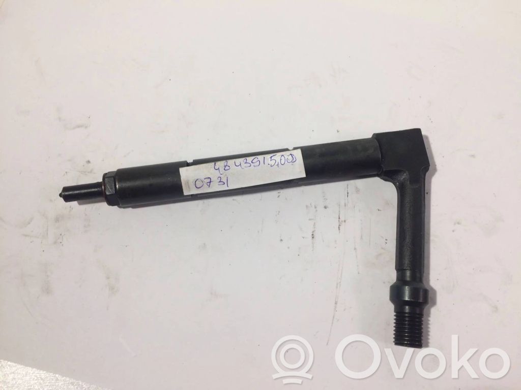 Nissan Almera Tino Inyector de combustible 