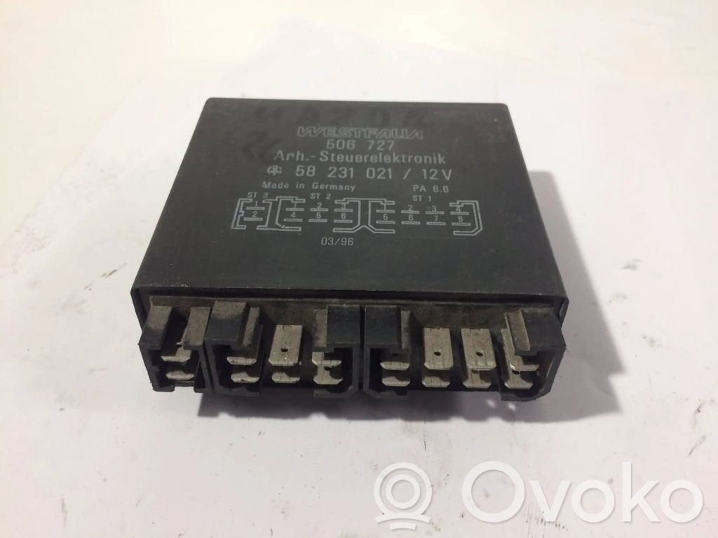 BMW 7 E32 Tow bar trailer control unit/module 