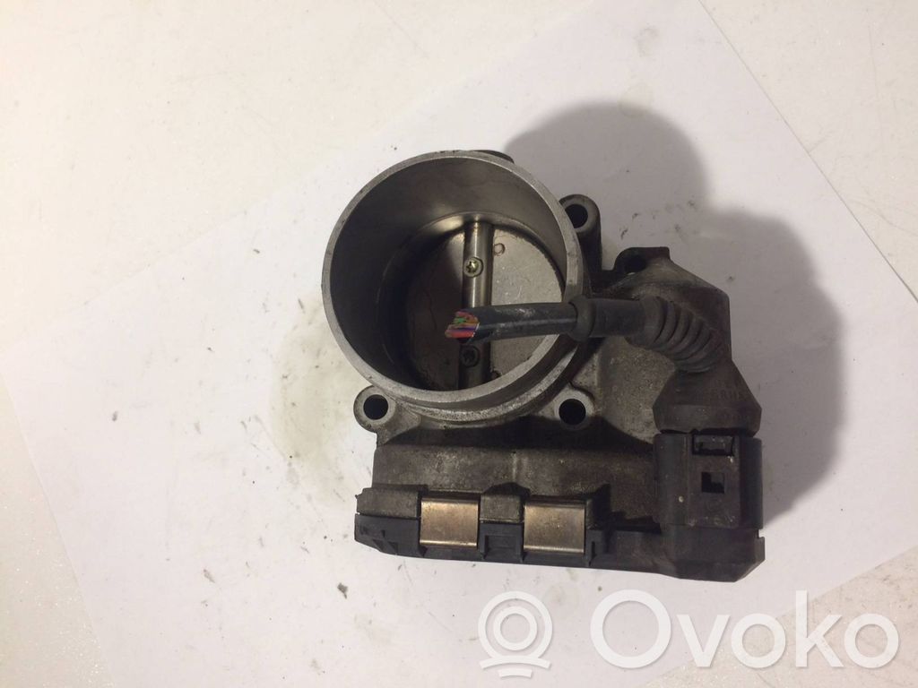 Volkswagen PASSAT B5 Drosselklappenventil 
