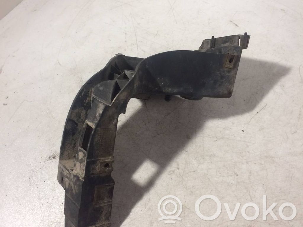 Rear bumper mounting bracket   4E0853913L