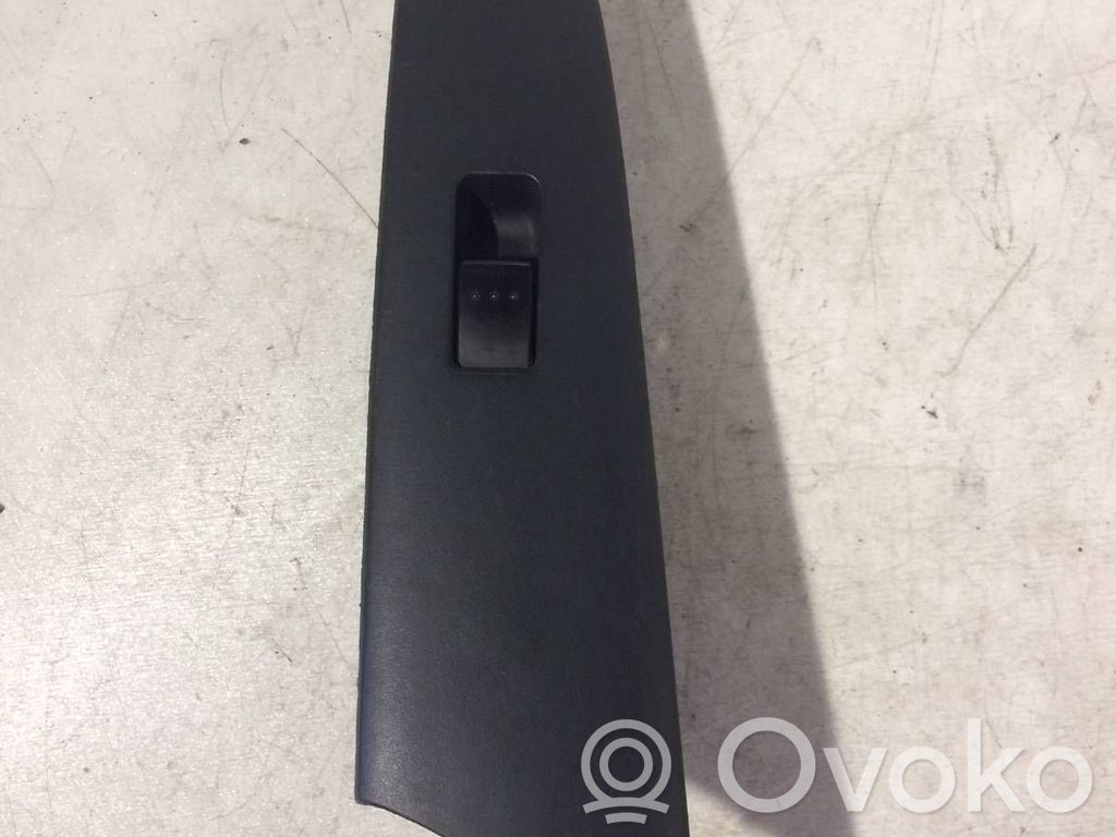 Mazda 3 I Electric window control switch 