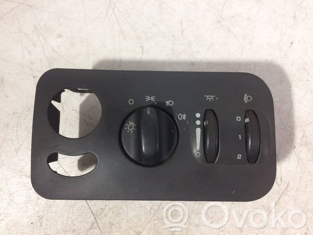 Chrysler Voyager Light switch 