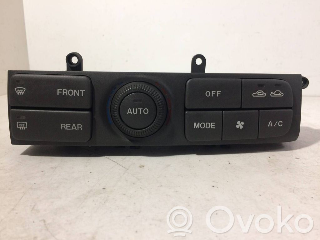 Mazda Xedos 9 Air conditioning (A/C) switch 