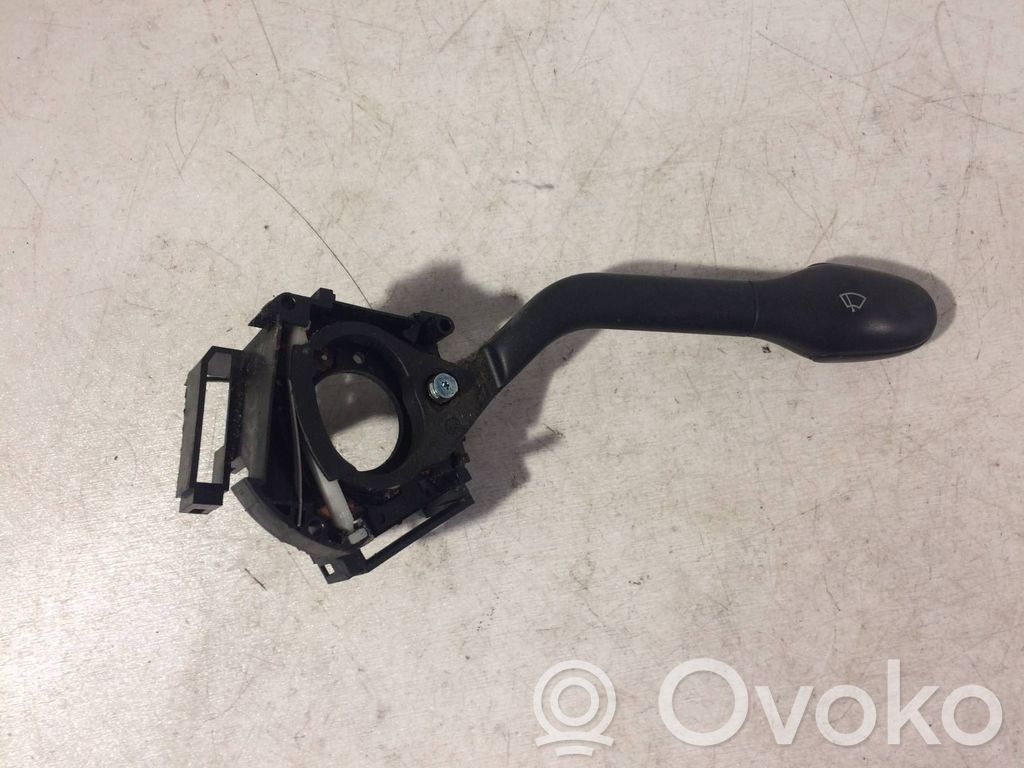 Volkswagen PASSAT B4 Commodo d'essuie-glace 
