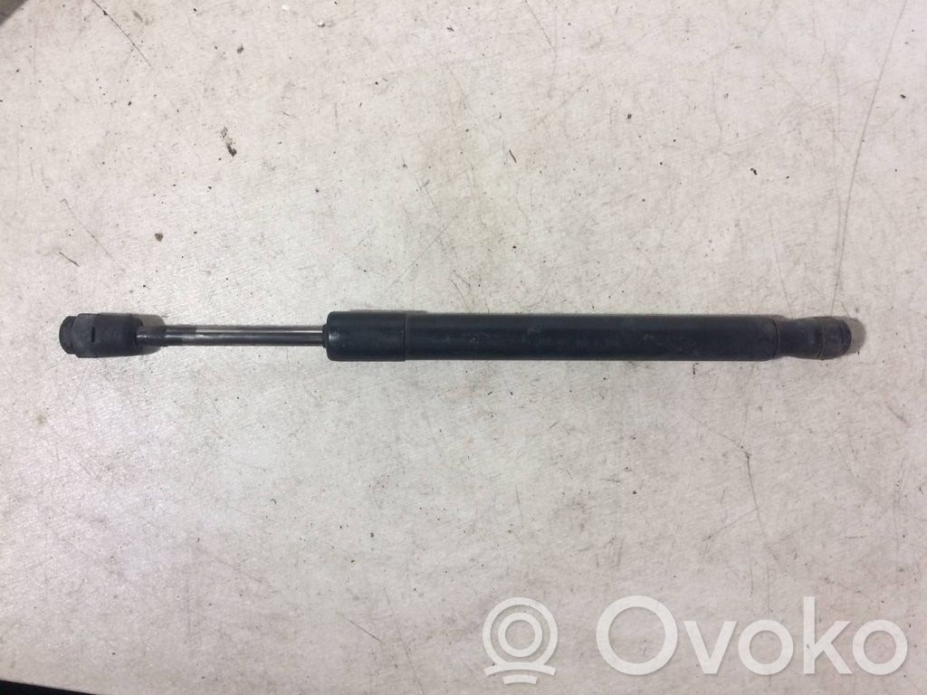 Audi A4 S4 B7 8E 8H Tailgate/trunk strut/damper 