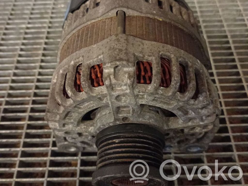 Nissan Qashqai Generatore/alternatore 