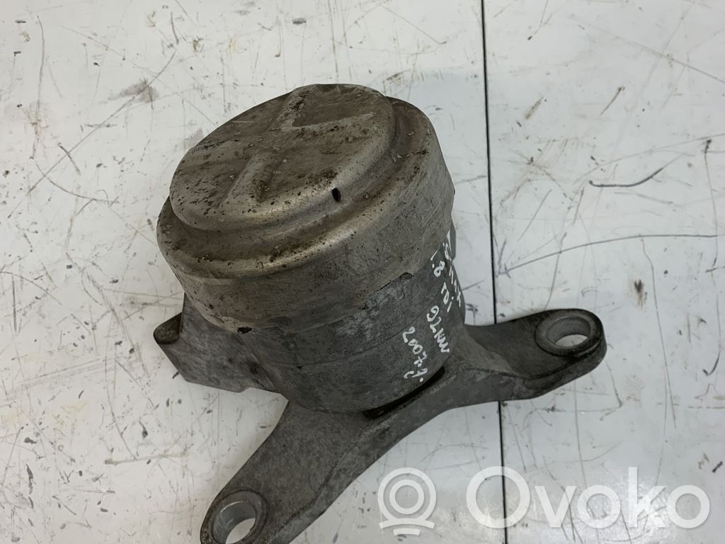 Dzinēja spilvens   6G916F012DC