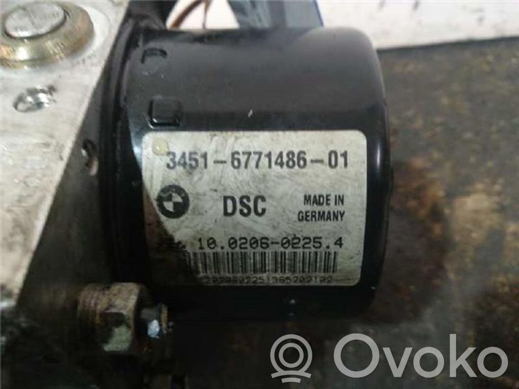 Unidad de control/módulo del ABS   WP35E04I19
