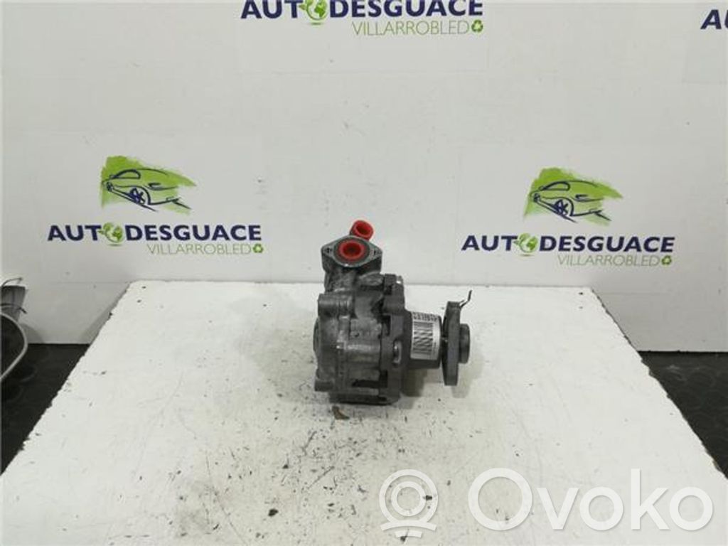 Audi A6 S6 C6 4F Vairo stiprintuvo siurblys 