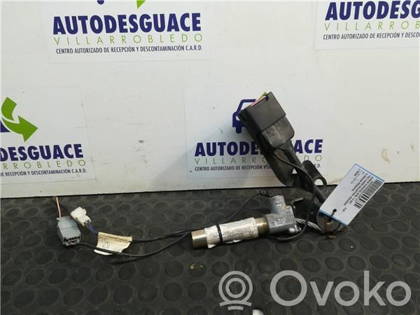 Nissan Kubistar Pas bezpieczeństwa fotela przedniego 