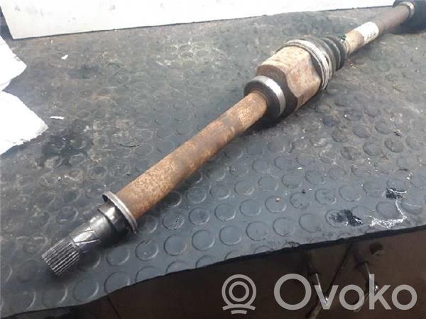 Eje delantero   8200626038