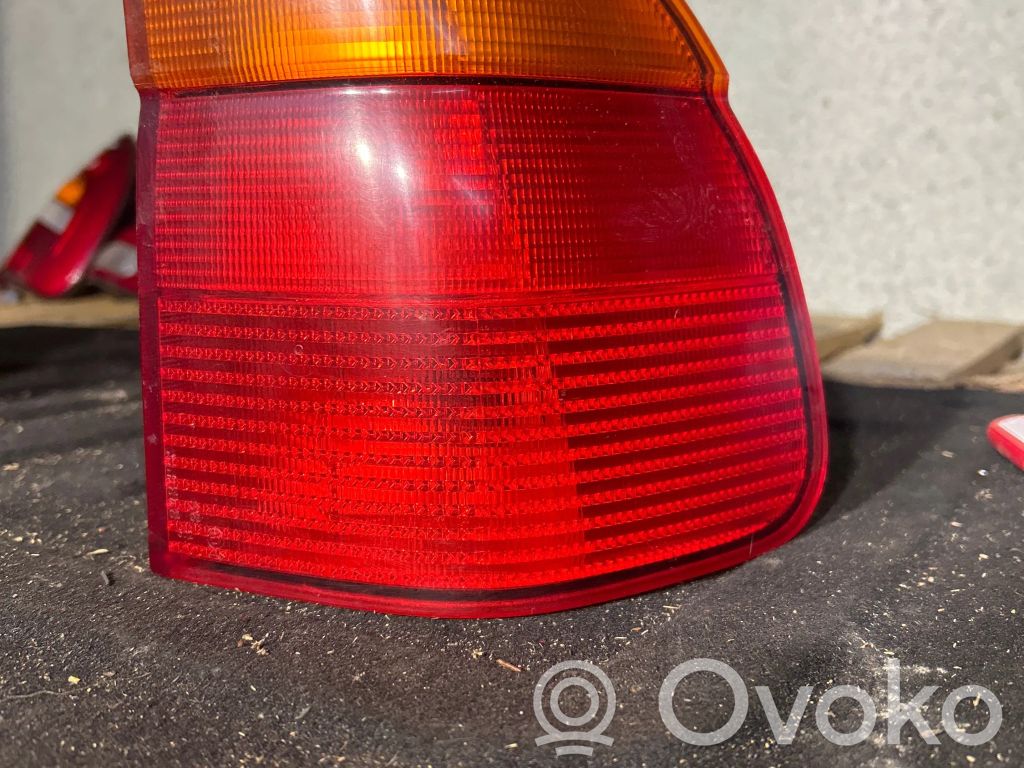 Rear/tail lights   8361672