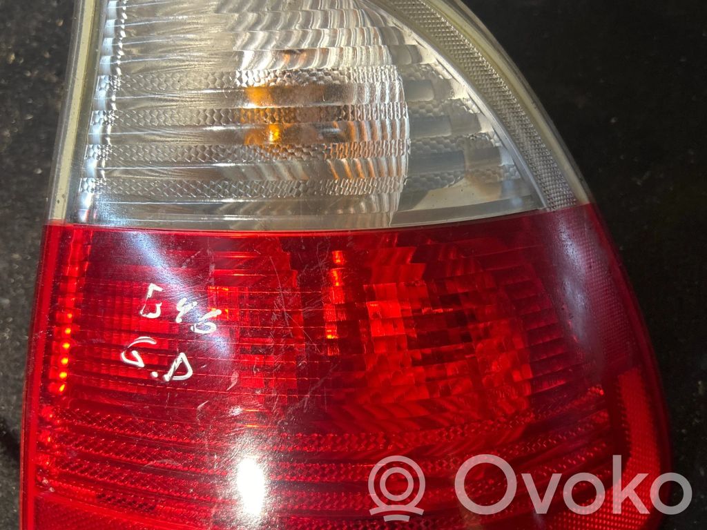Rear/tail lights   6928388,6900474