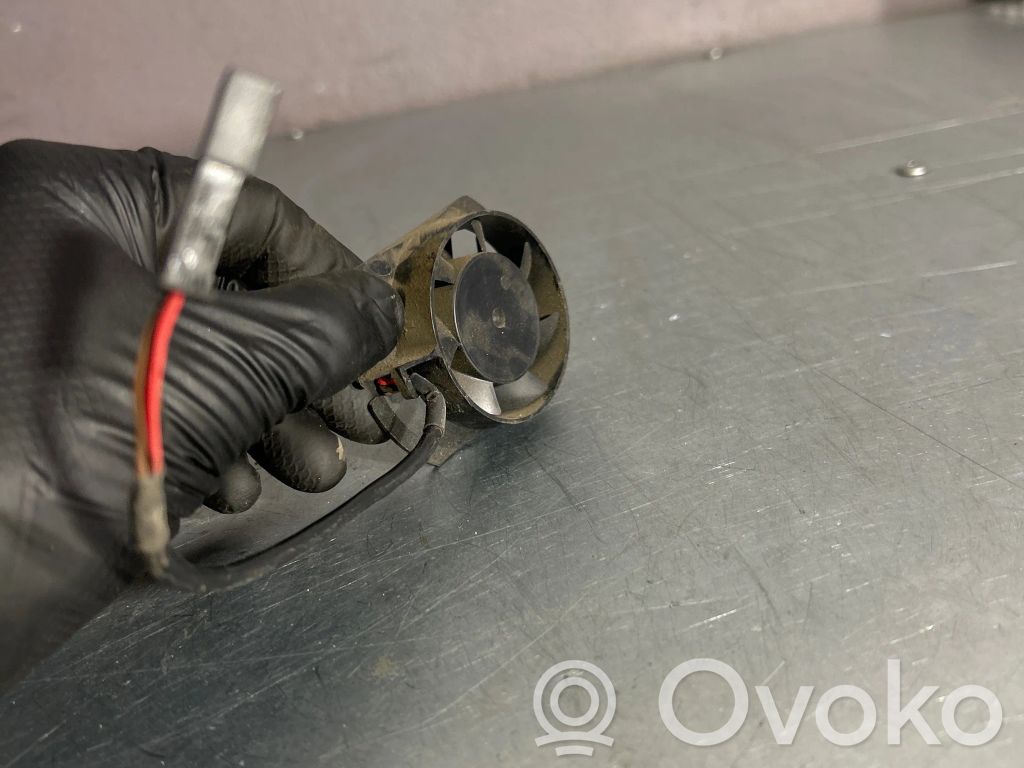 BMW 7 E65 E66 Kita (-os) sėdynė (-ės) 