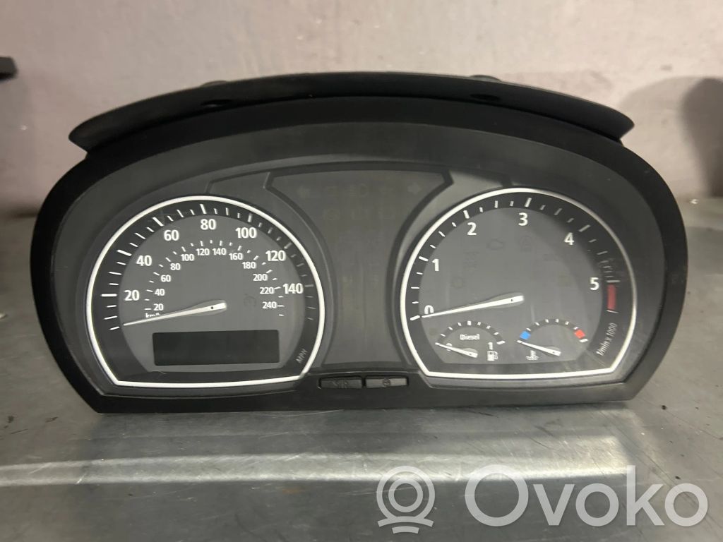 BMW X3 E83 Speedometer (instrument cluster) 