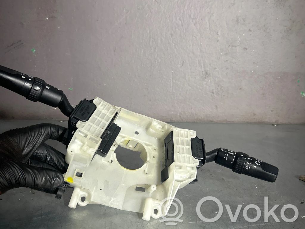 Mazda 5 Rokturu komplekts 