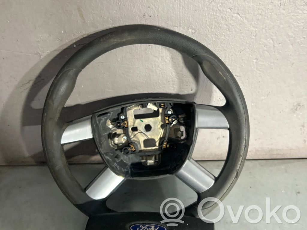 Ford Focus Stūre 