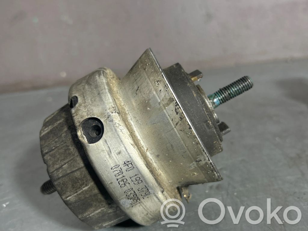 Audi A6 S6 C6 4F Engine mount bracket 