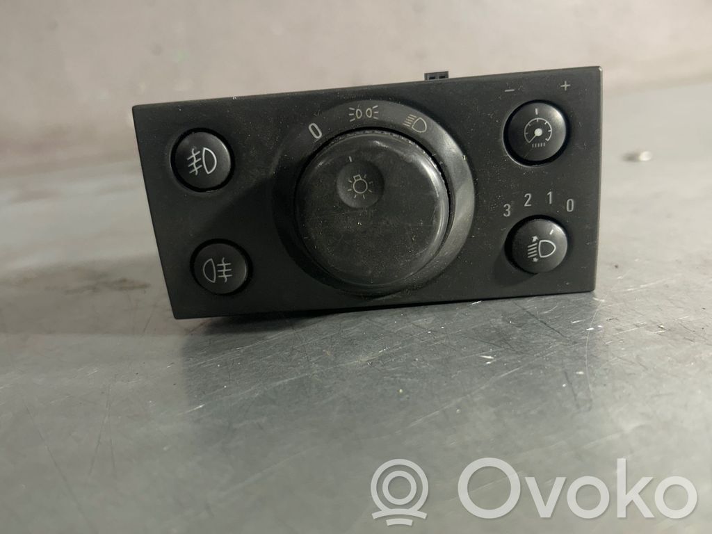 Opel Meriva A Interruptor de luz 