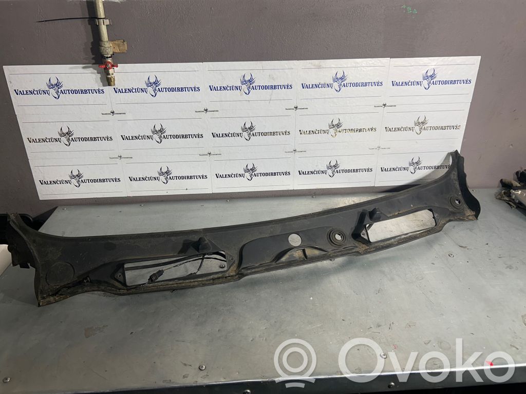 BMW 3 E90 E91 Wiper trim 