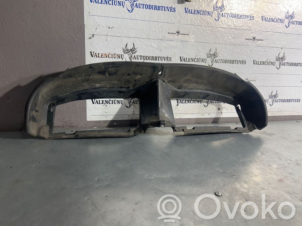 BMW 3 E90 E91 Oro paėmimo kanalo detalė (-ės) 