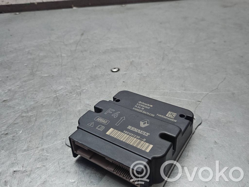 Renault Captur Airbag control unit/module 