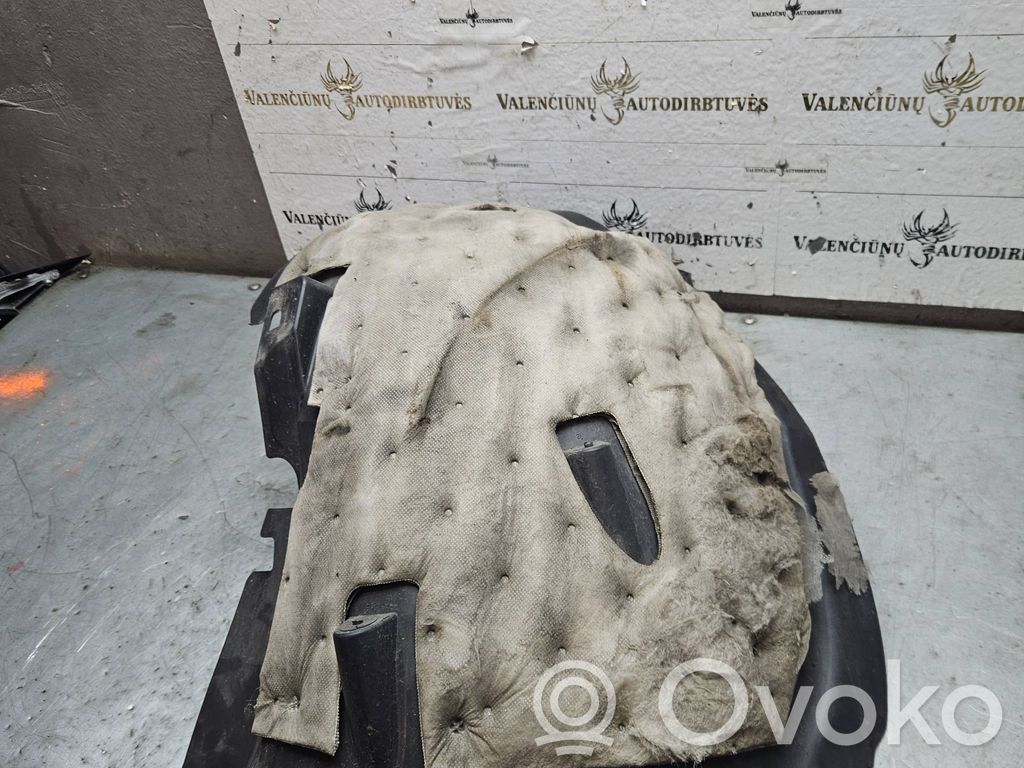 Renault Captur Nadkole przednie 