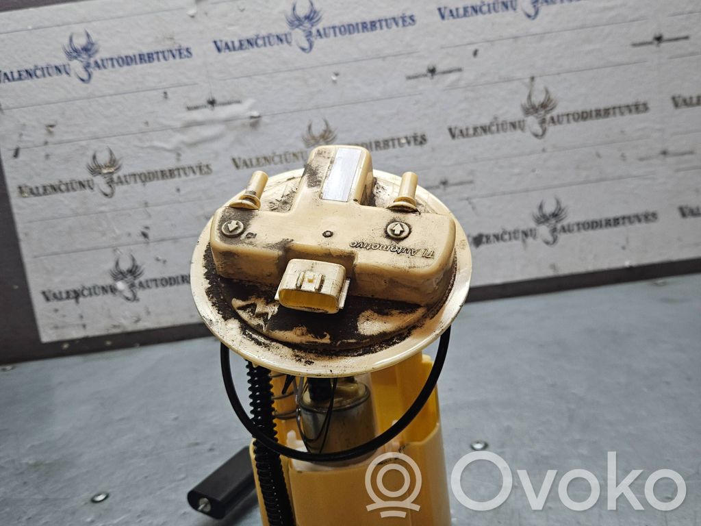 Renault Captur Bomba interna de combustible 