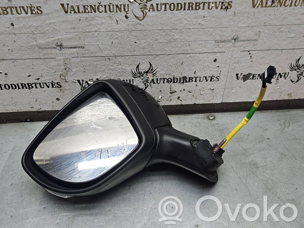 Renault Captur Front door electric wing mirror 