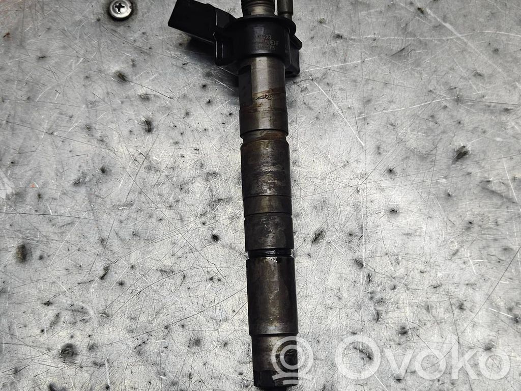 Injecteur de carburant   7797877