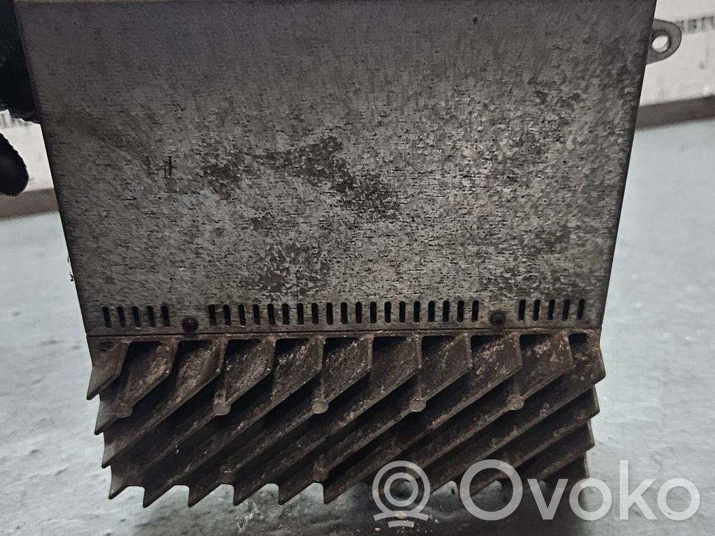 BMW 5 E39 Garso stiprintuvas 