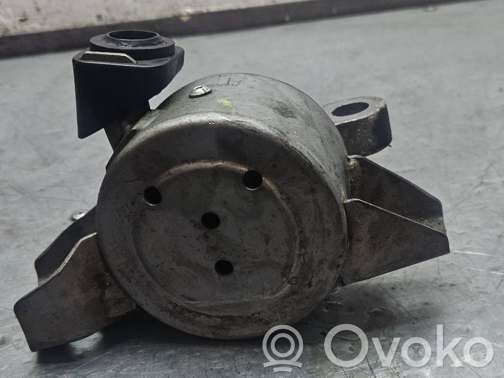 Engine mount bracket   13427217,18706151