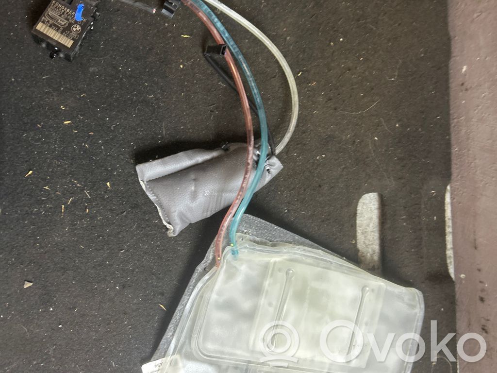 BMW 3 E90 E91 Seat heating relay 