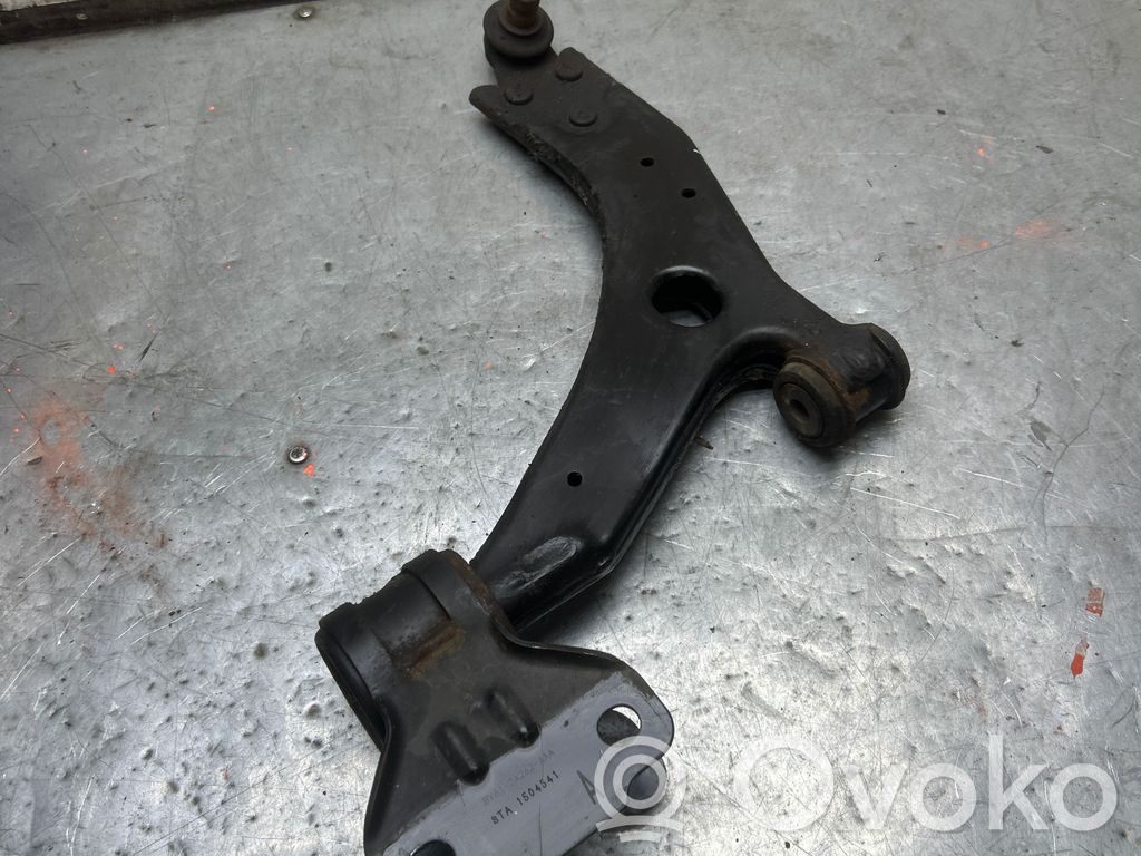 Ford Focus Etu-alatukivarren haarukkavipu 
