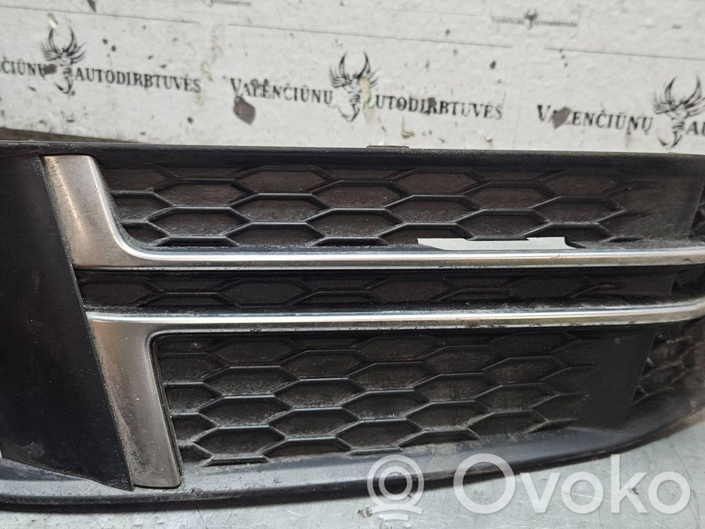 Audi A4 S4 B9 Mascherina inferiore del paraurti anteriore 