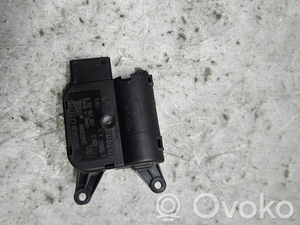 Audi A4 S4 B7 8E 8H Motor/actuator clapetă aer 