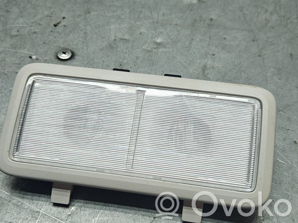 Ford Focus Luz del asiento trasero 