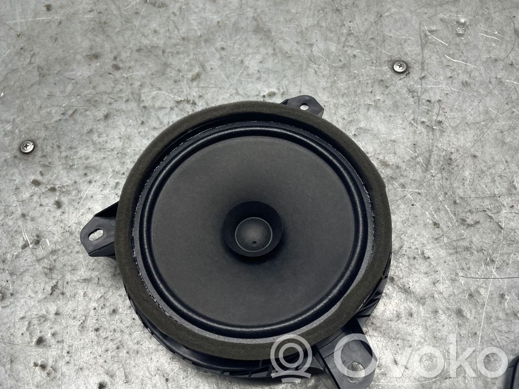 Toyota Corolla E210 E21 Difuzor ușă față 