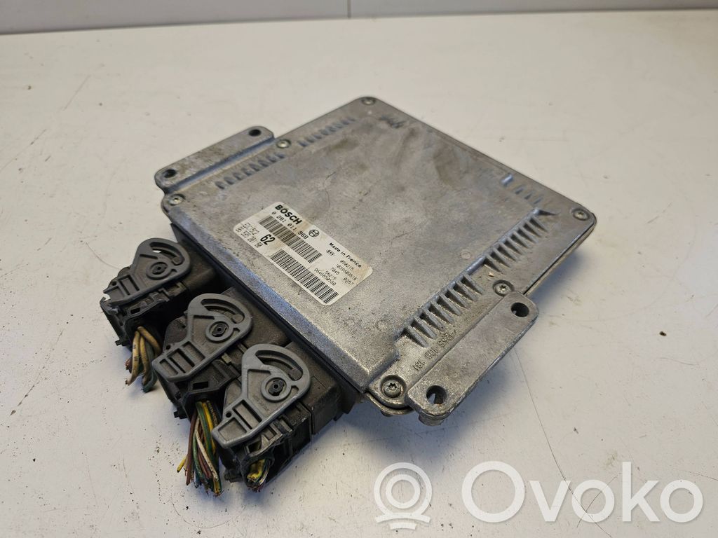 Peugeot 807 Engine control unit/module 