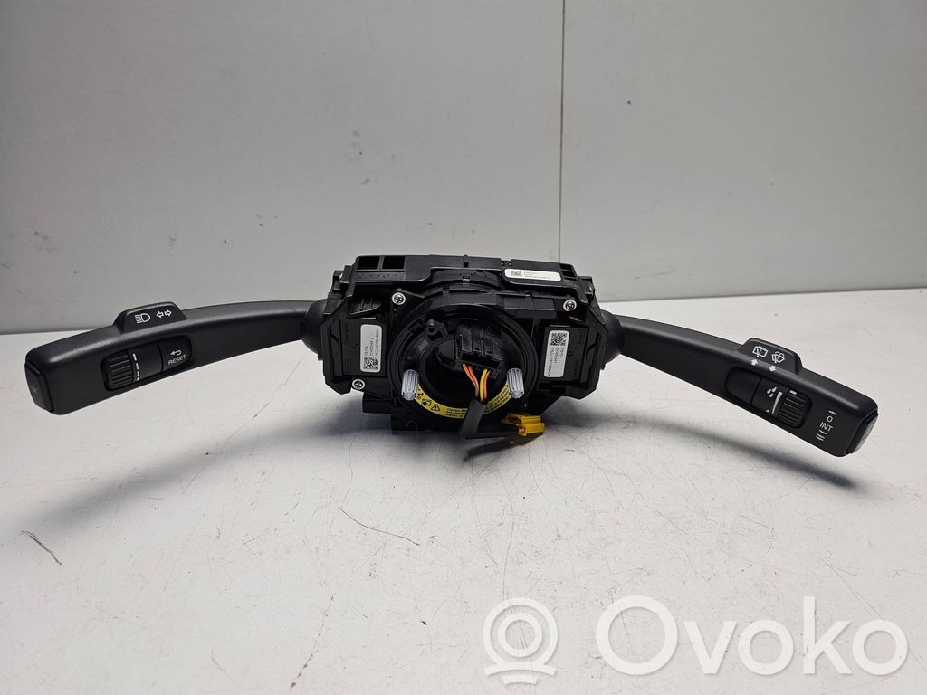Volvo V60 Wiper turn signal indicator stalk/switch 
