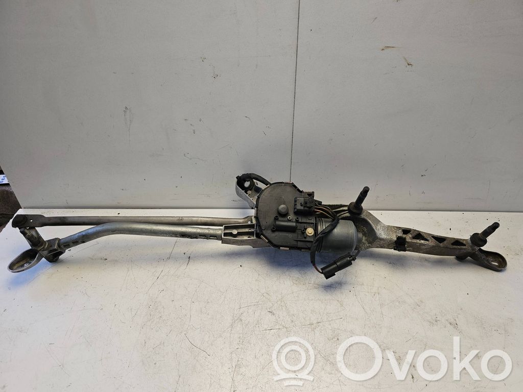 Mercedes-Benz E W212 Mechanizm i silniczek wycieraczek szyby przedniej / czołowej 
