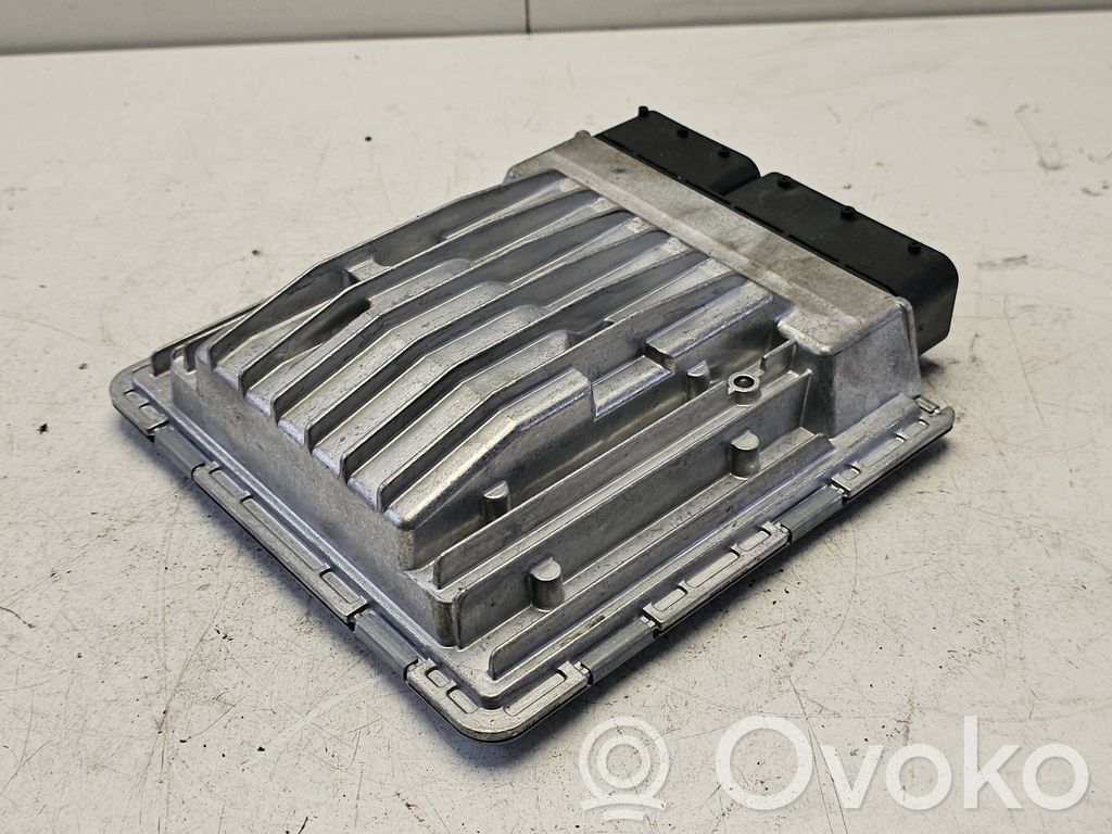 BMW 1 E81 E87 Variklio valdymo blokas 