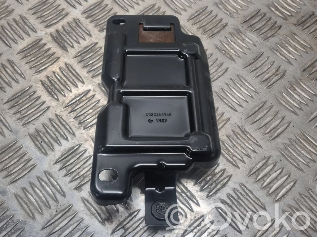 Dodge Durango Akun kiinnike 