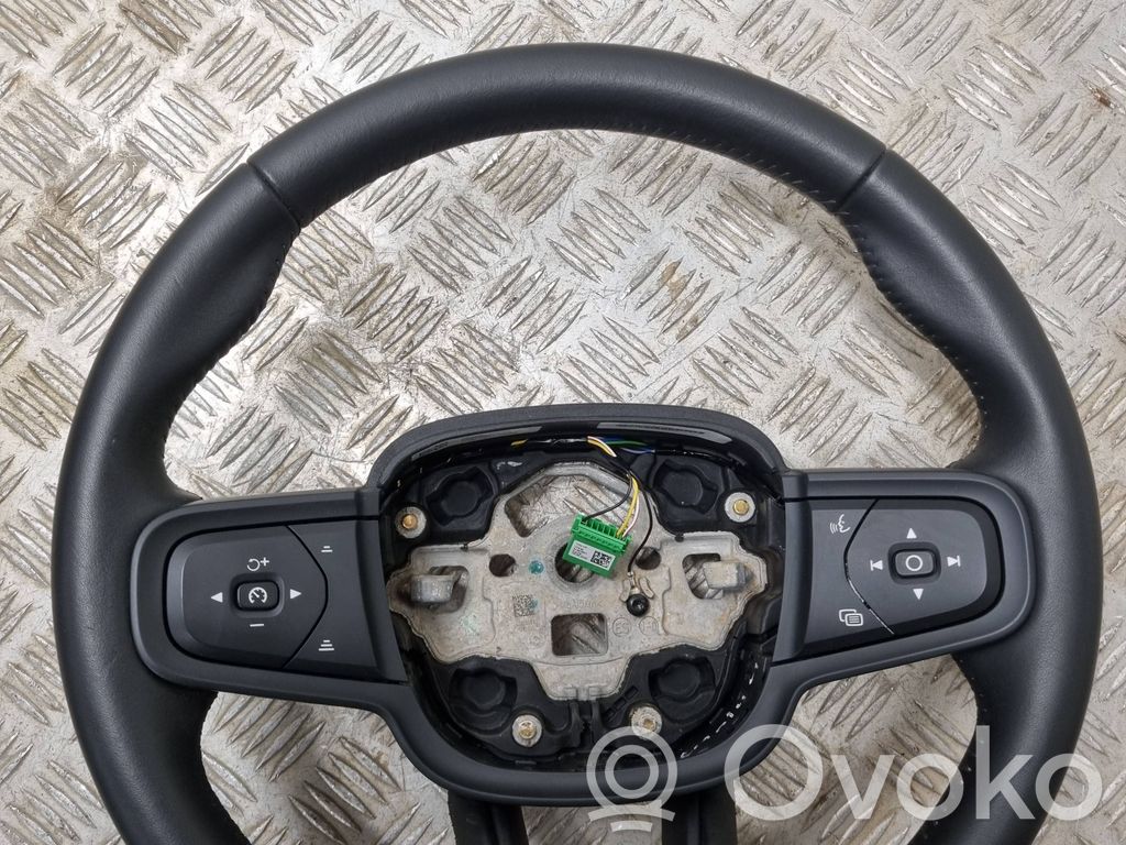 Volvo XC40 Ohjauspyörä 