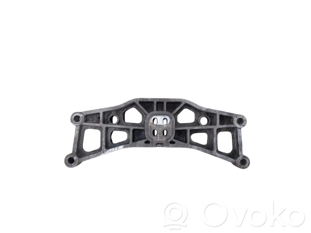 Dodge Challenger Gearbox mounting bracket 
